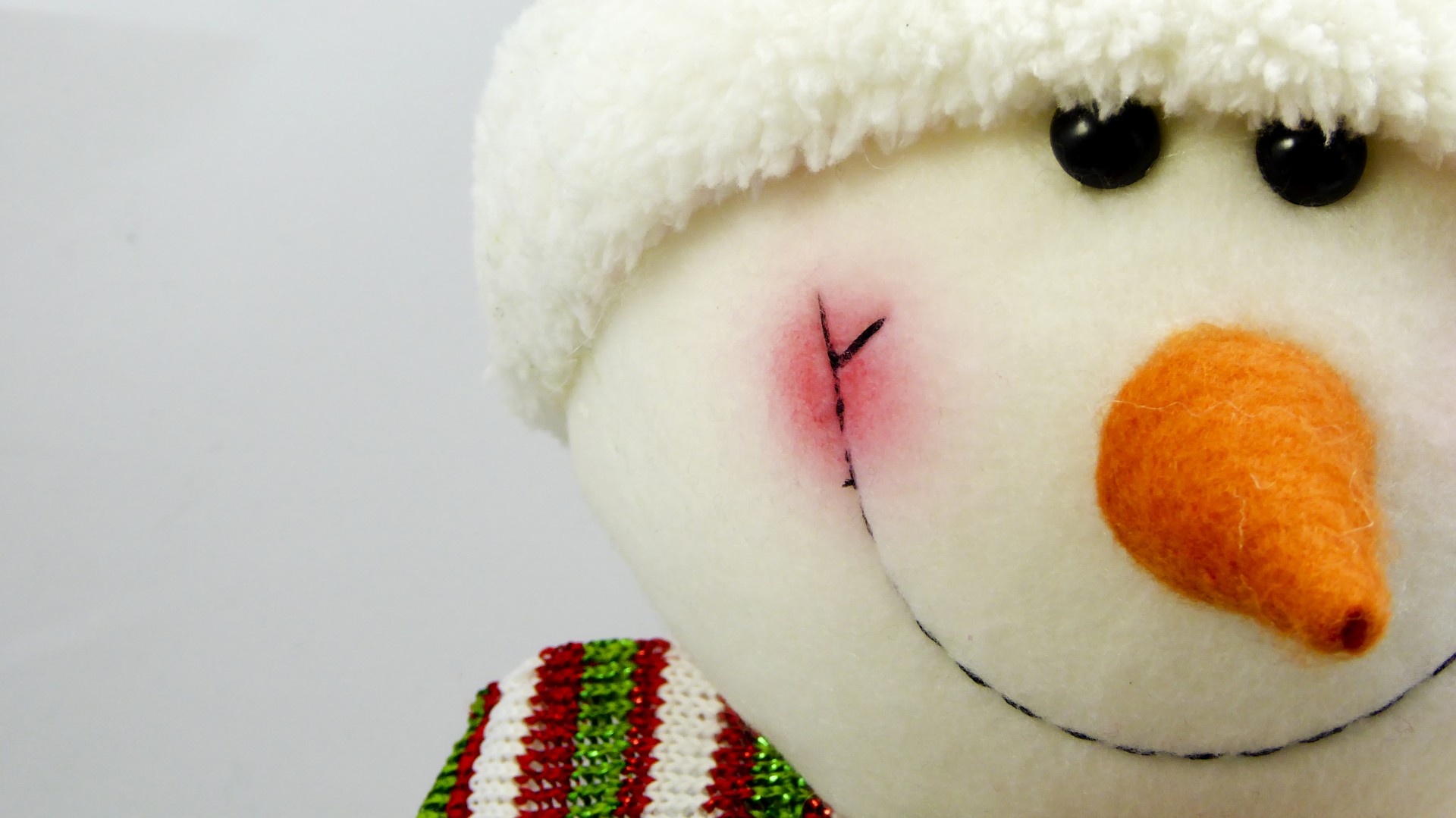 smiling-snowman-face